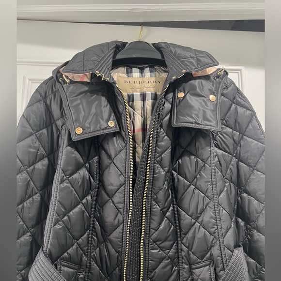 Burberry Woman’s Black Quilted Puffer Jacket - Picture 2 of 12